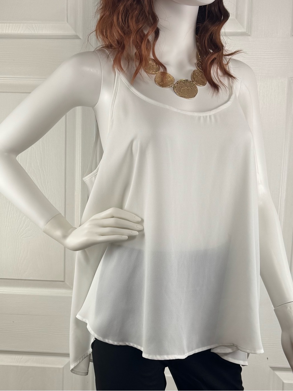 Apt. 9 White Flowy Scoop-Neck Sleeveless Camisole
